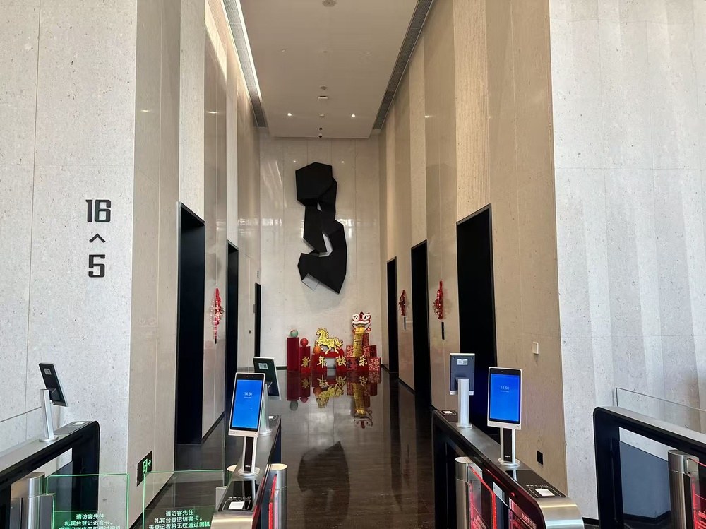 电梯厅1